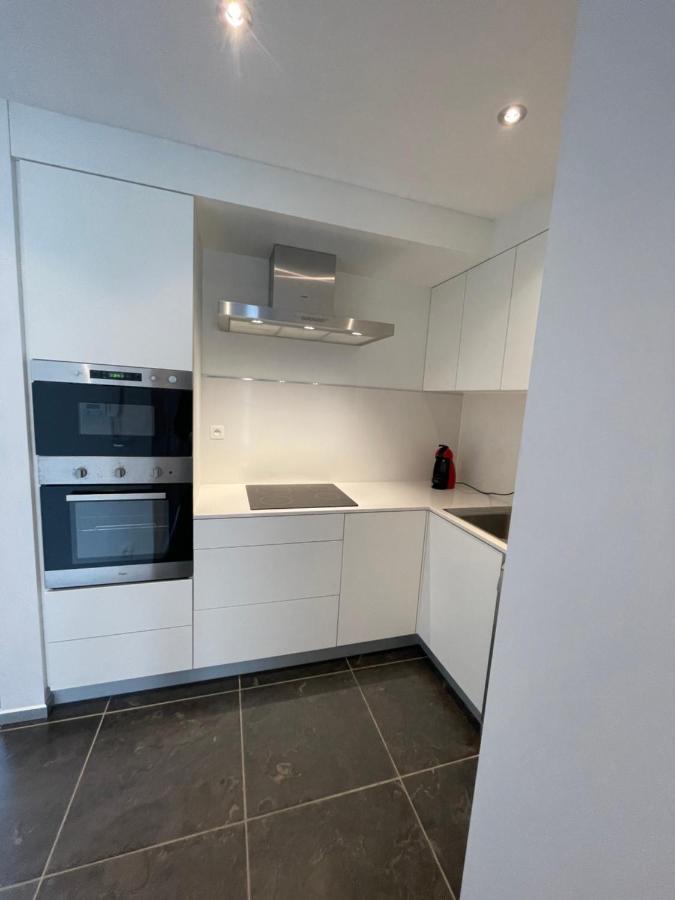 Nieuwbouw appartement op 450 meter van het strand. Bredene Buitenkant foto